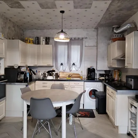Kır Evi Chambre 3 Lit Simples Cuisine Commune *